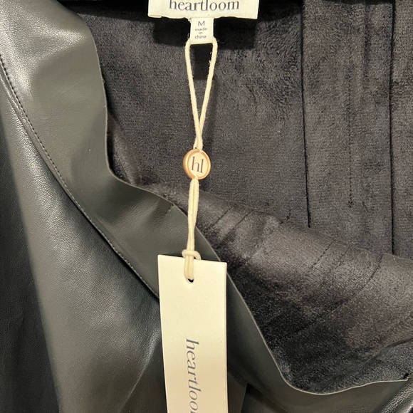 Heartloom Black Leather Skirt - Picture 8 of 11